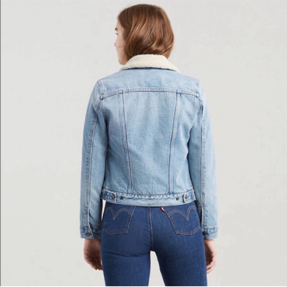 NEW Levi's Original Sherpa Trucker Jacket - Picture 9 of 11